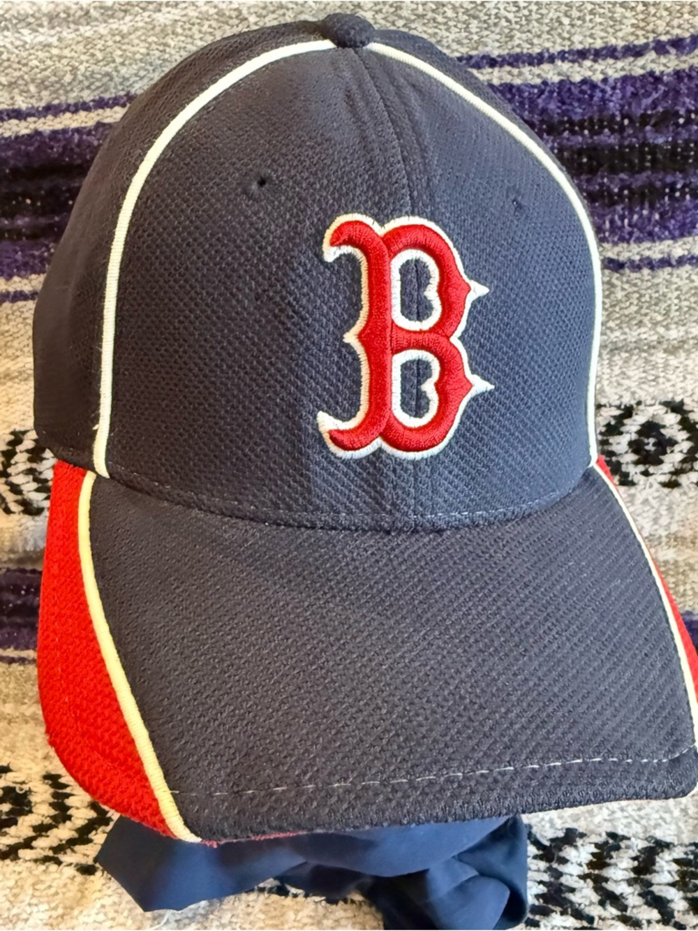Boston Red Sox Baseball Hat Cap Fitted L-XL New Era 39Thirty Blue Red MLB